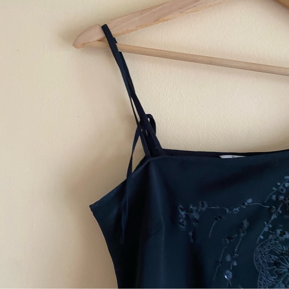 Vintage Black One-Shoulder Ruffled Camisole - Picture 3 of 12